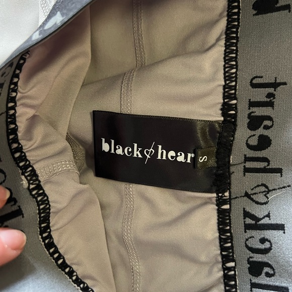 Black Heart Equestrian Workout Set - Picture 4 of 4